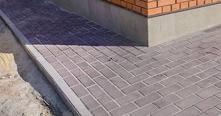 Укладка плитки на отмостку: Цена от 812 руб. в Долгопрудном от ТротуарнаяПлитка