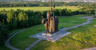 Благоустройство памятников в Долгопрудном от 913 руб. – компания ТротуарнаяПлитка