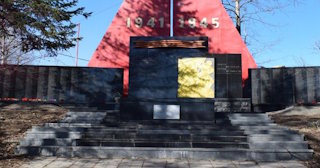 Профессиональное благоустройство памятников в Долгопрудном в октябре
